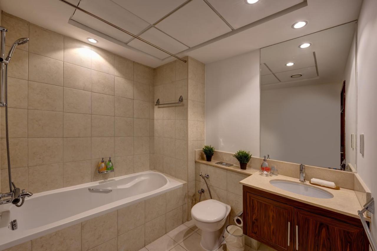 Durrani Homes - Luxe Living With Burj Khalifa And Fountain View - Third Room Without Partition Dubai Exterior photo